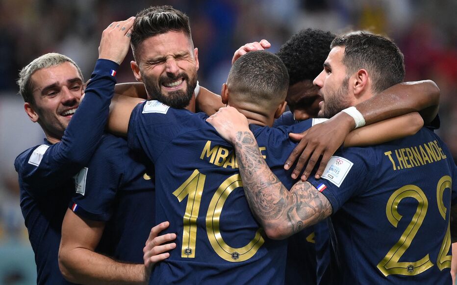 Mondial : La France, tenante du titre, bat l'Australie 4-1